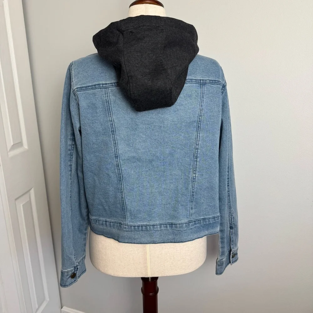 NWT Bagatelle Blue Denim Jacket with Gray Hood - Picture 3 of 10